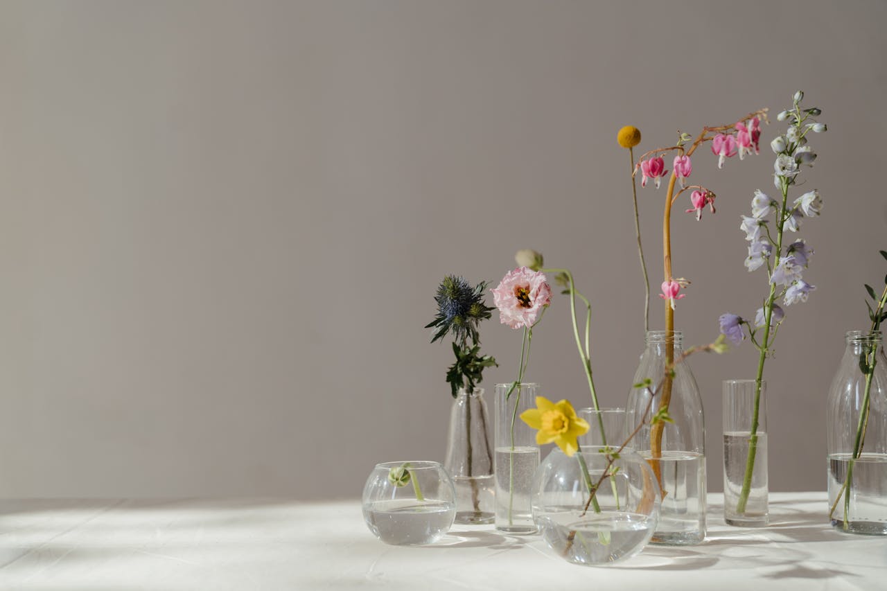 Event Essentials: Bulk Glass Bud Vases for Every Occasion